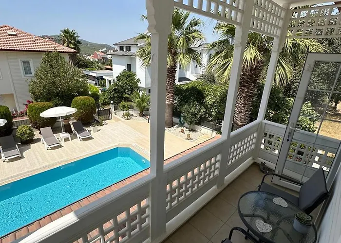 Vila London By Luxury Group *