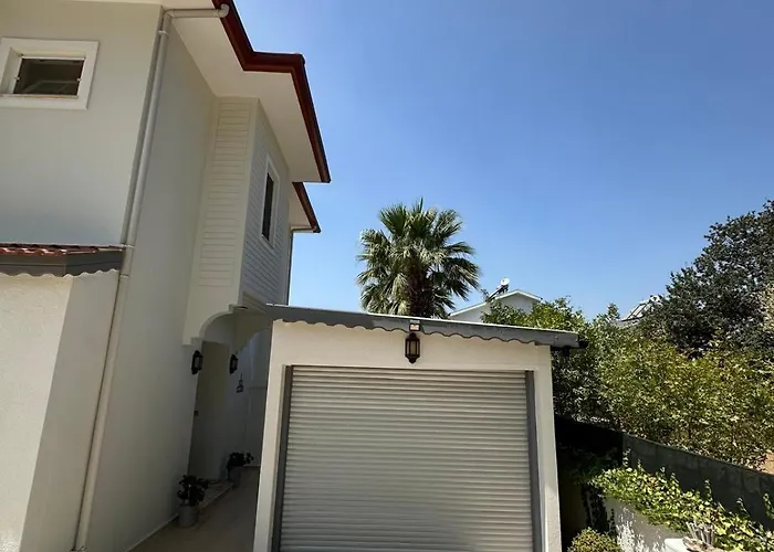 Vilă London By Luxury Group *