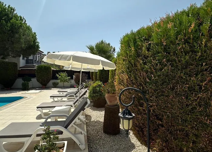 Вилла London By Luxury Group *