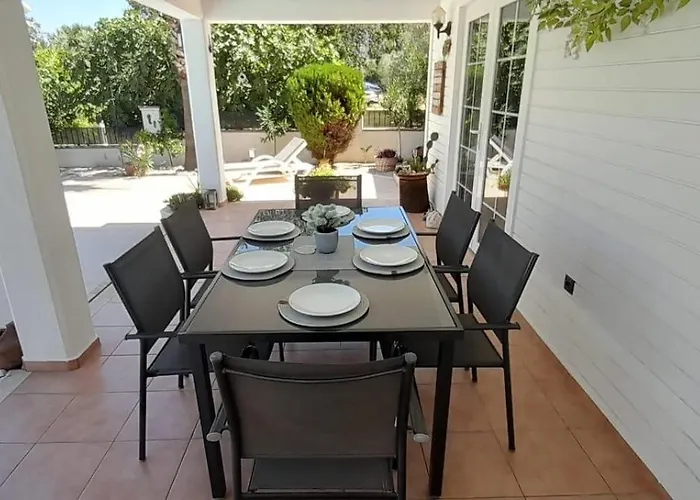 London By Luxury Group Вилла *